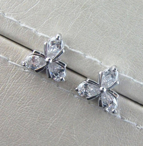 fashion white zircon triangle pin earrings