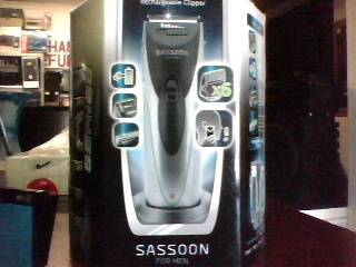 Sassoon Rechargeable Grooming Kit (Shipping R40)