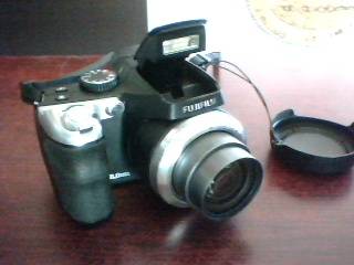 FujiFilm FinePix SB 8000 FD 8mp Digital Camera (Shipping R60)