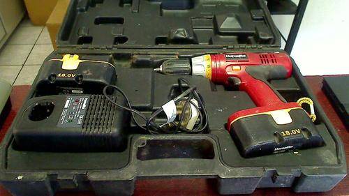 Homelite 18v Rechargeable Drill + 2 Batteries + Charger + Case (Shipping R70)