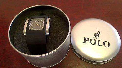 Polo Gents watch in a tin (Shipping R50)