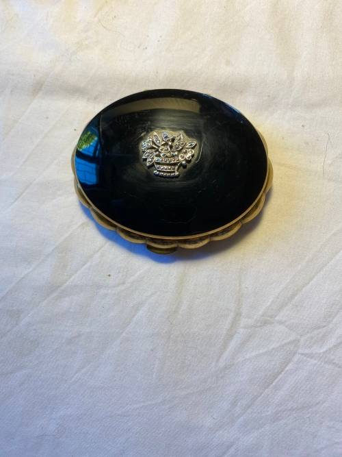 KIGU Powder Compact