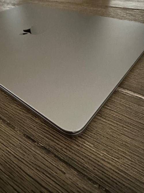 MacBook Air M2 - 256GB, 16GB, Space Grey, 13.6-inch