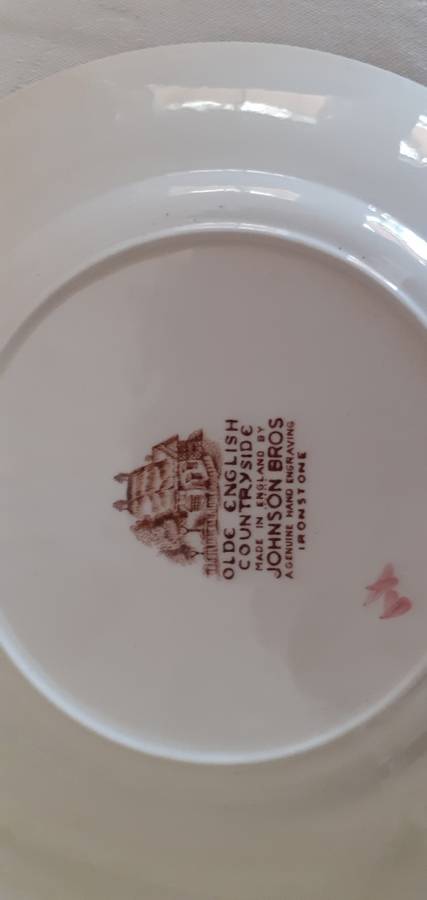 Weekend Special  ENGLISH COUNTRY SIDE TEA TRIO JOHNSON BROS (18 available)