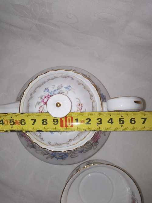 PARAGON TEAPOT WITH SUGAR BOWL AND CREAMER