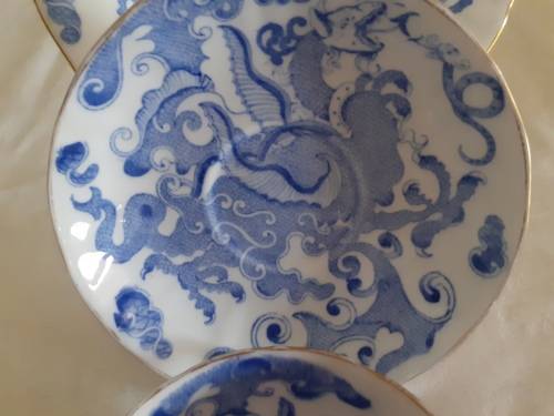 BEAUTIFUL TEA TRIO ROYAL WORCESTER