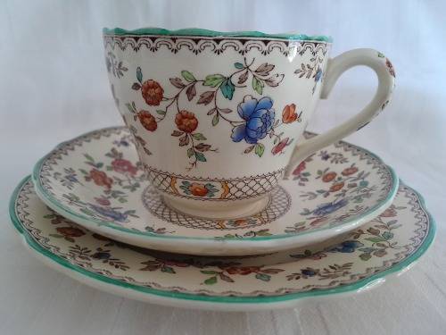 PERFECT BEAUTIFUL SPODE AUDLEY ROYAL JASMINE TEA TRIO (3 available)