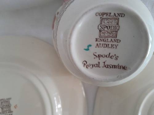 PERFECT BEAUTIFUL SPODE AUDLEY ROYAL JASMINE TEA TRIO (3 available)