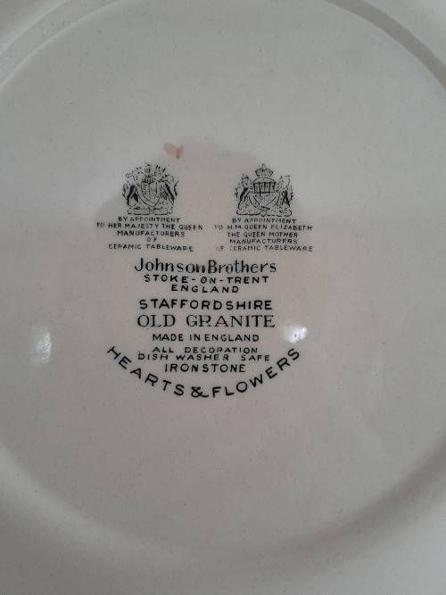 JOHNSON BROTHERS HEARTS and FLOWERS DINNER PLATE (6 available)