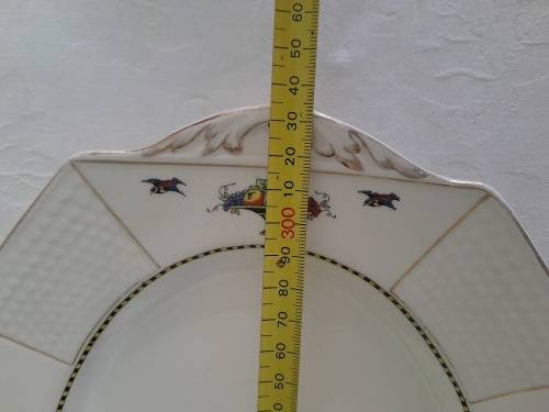 2  BEAUTIFUL PLATTERS BY ROYAL VENTON WARE