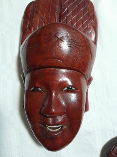 5 EASTERN ROSEWOOD MASKS/ PLAQUES