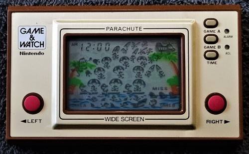 VINTAGE NINTENDO GAME AND WATCH PARACHUTE (PR-21)