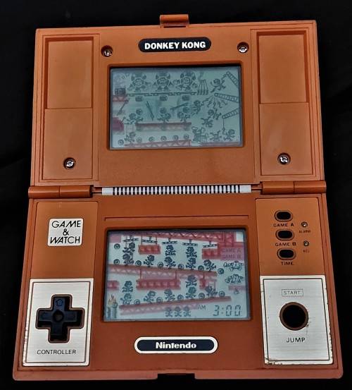 NINTENDO GAME AND WATCH DONKEY KONG MULTI SCREEN (DK52)