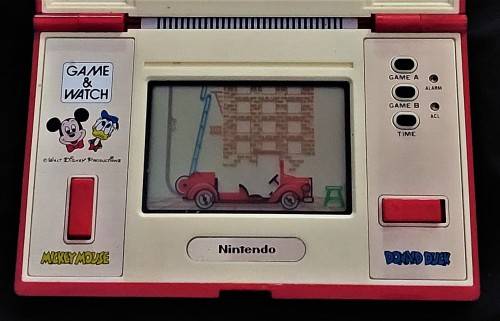 VINTAGE NINTENDO GAME and WATCH MICKEY and DONALD (DM53). MULTI-SCREEN