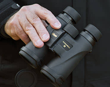 Nikon 10X42 Monarch 5 MKII as new.