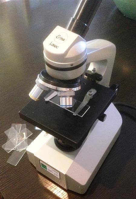 Laboratory microscope manufactured by Erma Tokyo, made in Japan as new, retails for R5000