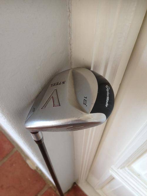 TaylorMade V Steel Fairway 5 Wood 18*deg, see photos.