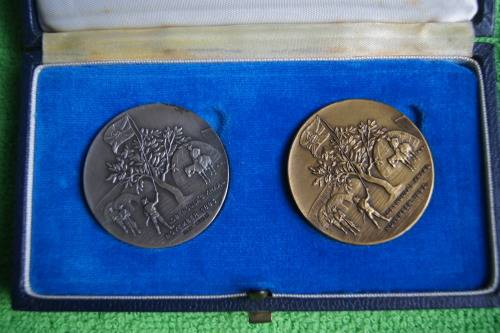 1967 Leander Starr Jameson Medallion Set