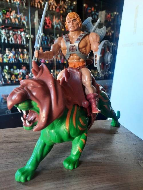 1981 Complete He-Man And Battle Cat of He-Man Masters of the Universe #38 (MOTU) Vintage Figure