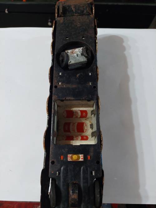 Vintage TIN TOY LOCOMOTIVE (RUSTED)