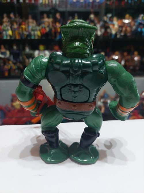 1985 Complete Leech MEXICO VARIENT of He-Man-Masters of the Universe 16 (MOTU) Vintage Figure