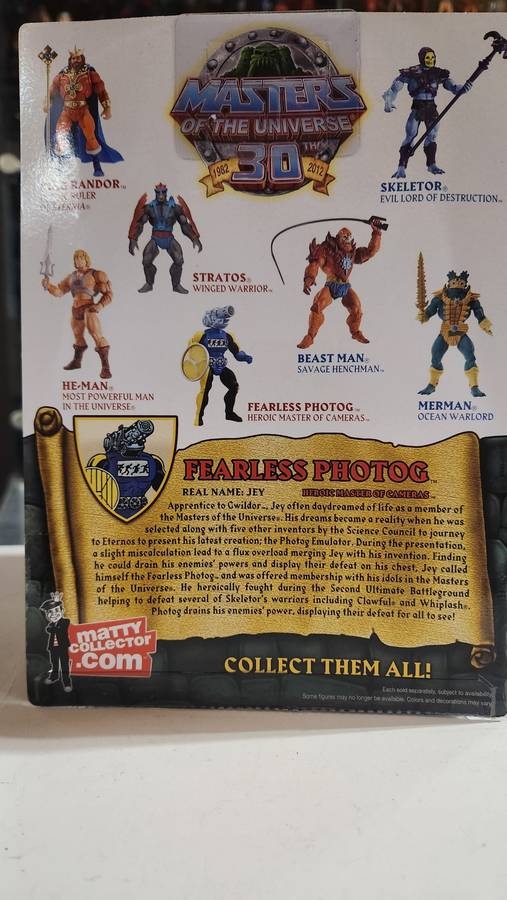 MOTUC FEARLESS PHOTOG (MOC) Masters Of The Universe Classics Figure He-Man