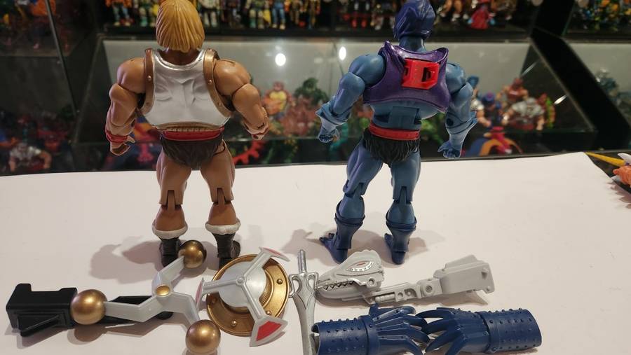 MOTUC TERROR CLAWS SKELETOR/FLYING FISTS HE-MAN Masters Of The Universe Classics Figure He-Man