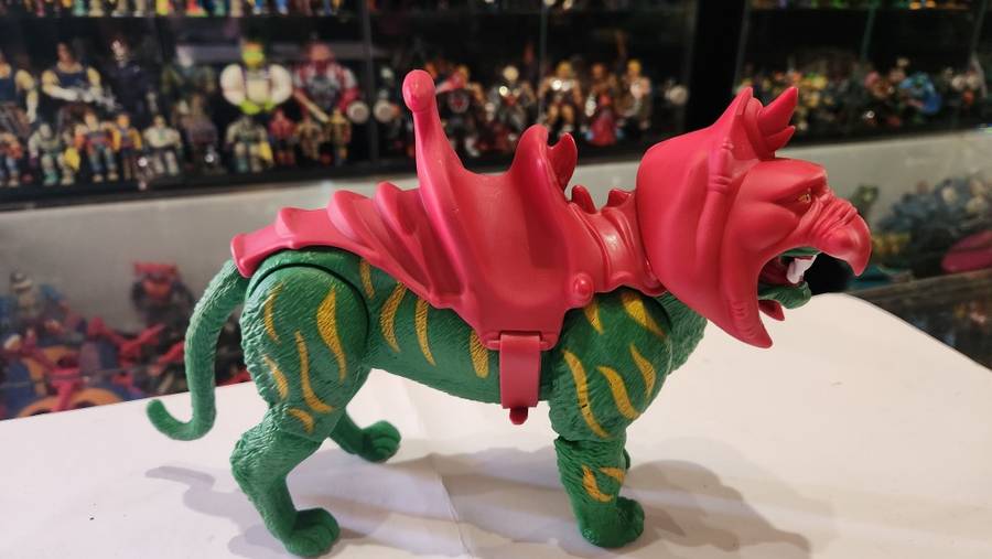 Masters Of The Universe (Motu) Origins Complete Battle Cat Figure