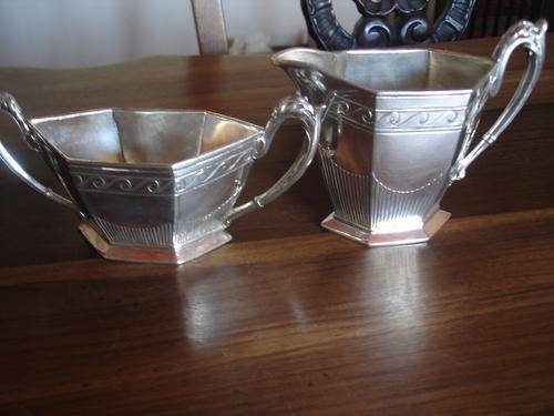 KAYSER ART NOUVEAU SILVER PLATE CREAMER AND SUGAR BOWL