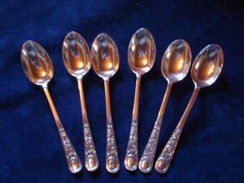 SET OF 6 VICTORIAN HALLMARKED SILVER SPOONS