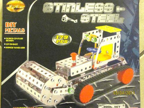 MECCANO STYLE BULLDOZER 179 Pieces