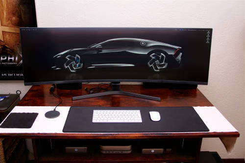 SAMSUNG 49` QLED Gaming Monitor CRG9