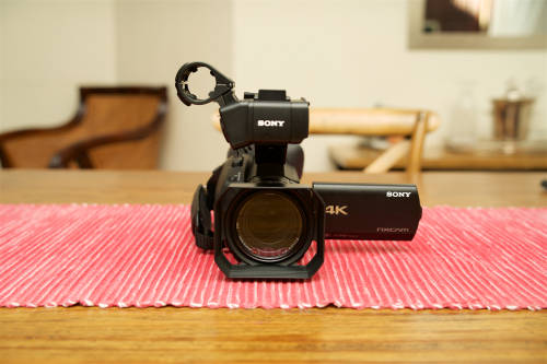 Sony HXR-NX80 4K NXCAM with HDR and Fast Hybrid AF