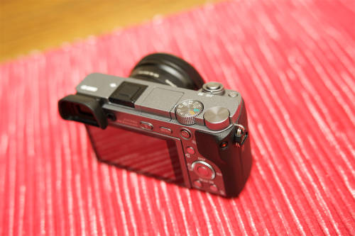 Sony a6000 Mirrorless Camera with 16-50mm Lens