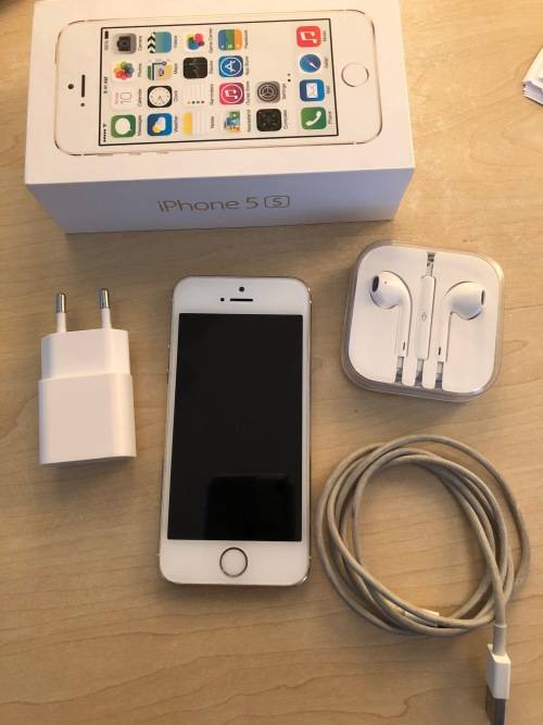 Apple iPhone 5S 32GB | Gold - Box, Charger, Headphones (unused)