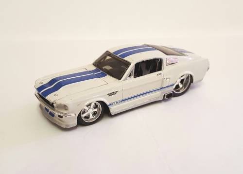Maisto Mustang