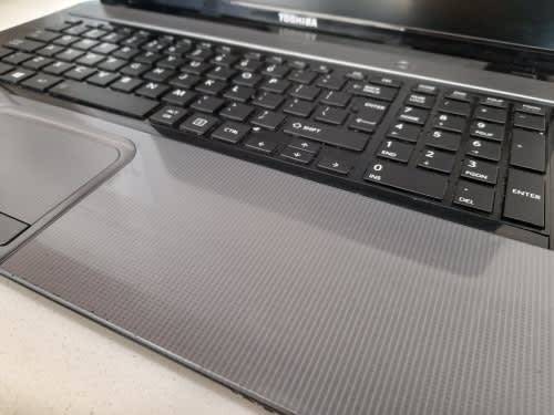 I5 TOSHIBA SATELITE L870 Please read description