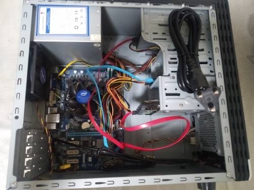 Gigabyte i3 Desktop PC 4gb ram