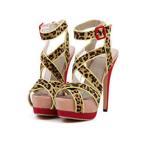 Ladies strap sandales with colour block platform