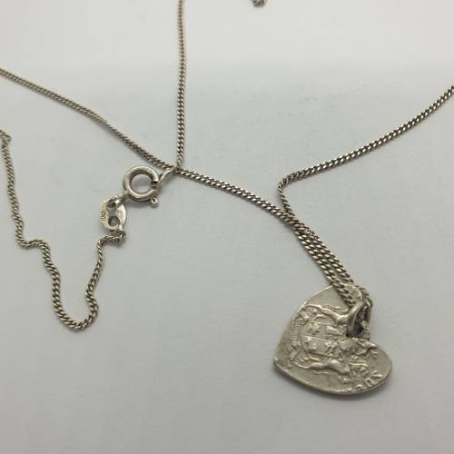 Sterling Silver chain with a stunning heart 1 Cent heart Pendant | 3.6g total weight.