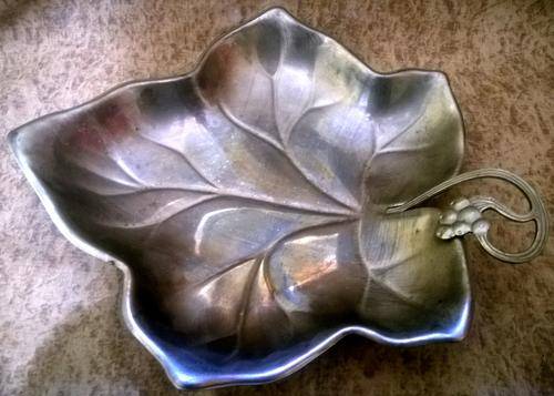 Stunning Vintage grape leafe shape heavy silver plated serving dish