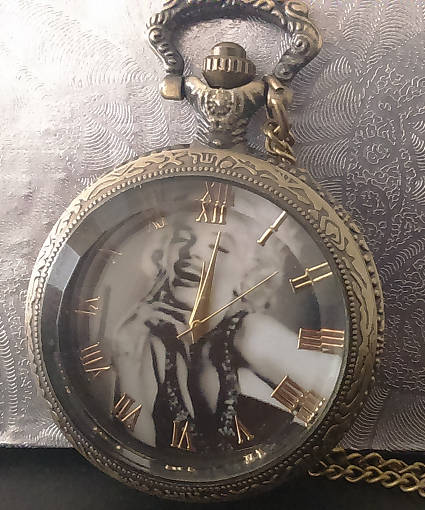 Popular Marilyn Monroe Pocket Watch with Necklace