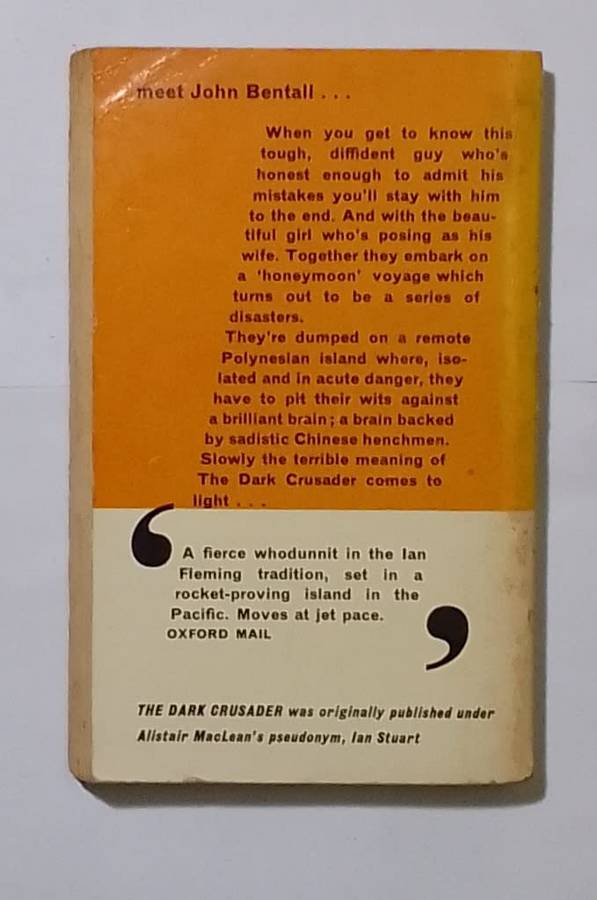 The dark crusader-By: Alistair MacLean