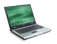 LAPTOP - ACER 4270 DUAL CORE - Excellent Condition !!