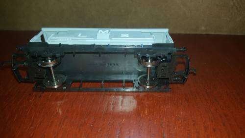 HORNBY LMS 20 TON BRAKE VAN (BOXED)