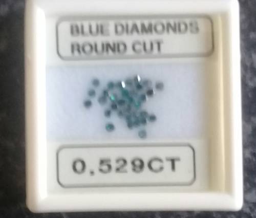 DAZZLING DIAMONDS** SPARKLING [0.529ct] ROUND CUT [BLUE DIAMONDS]