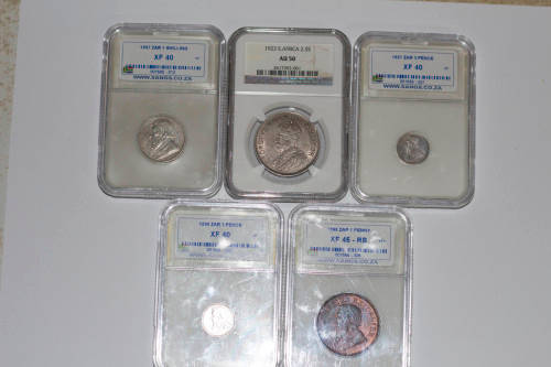 LOT of 5 graded & 1 ungraded ZAR/Union Coins. Total Hearns value: R10000+