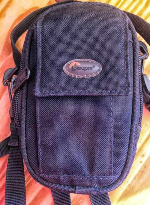 Canon S500 PowerShot & LowerPro Bag