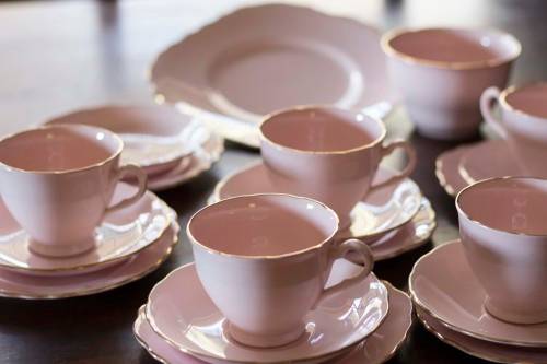 Pretty Pink vintage part tea set