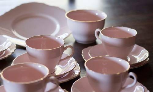 Pretty Pink vintage part tea set